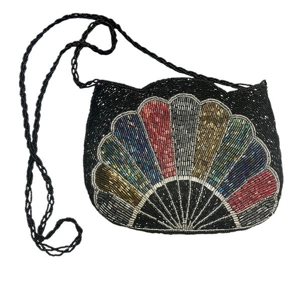 Vintage 1980s Beaded Shell Design Purse Satin Lined - Picture 1 of 8